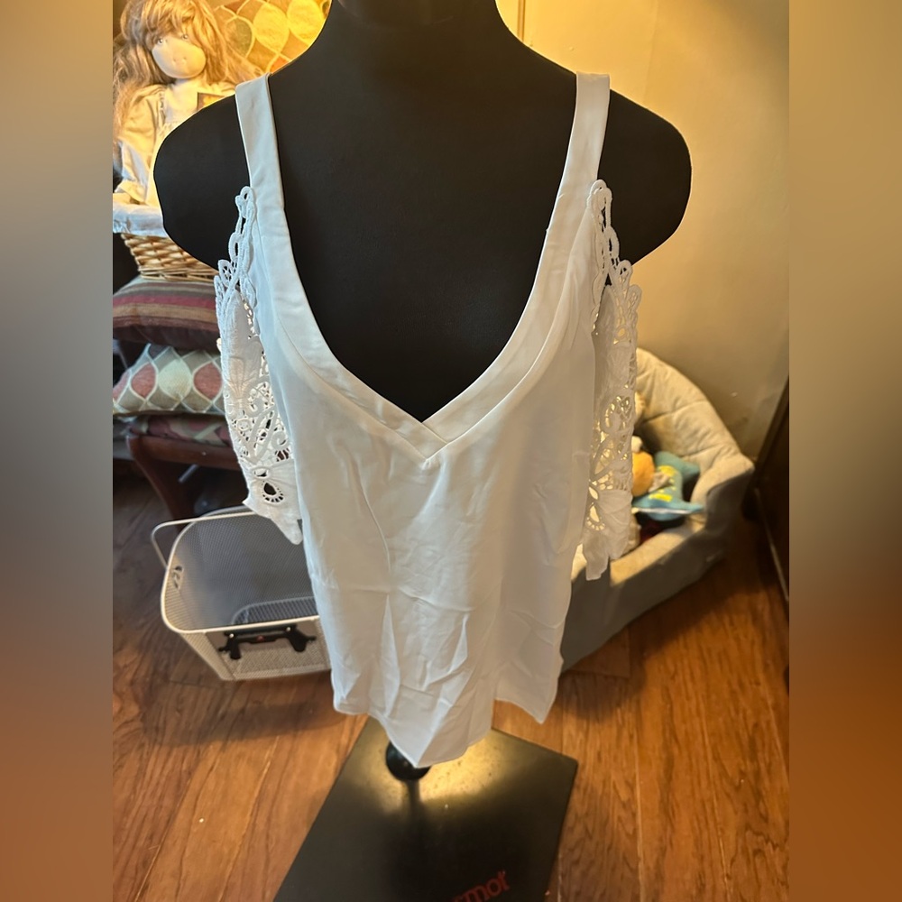 Sheilay White V-Neck Cami Top